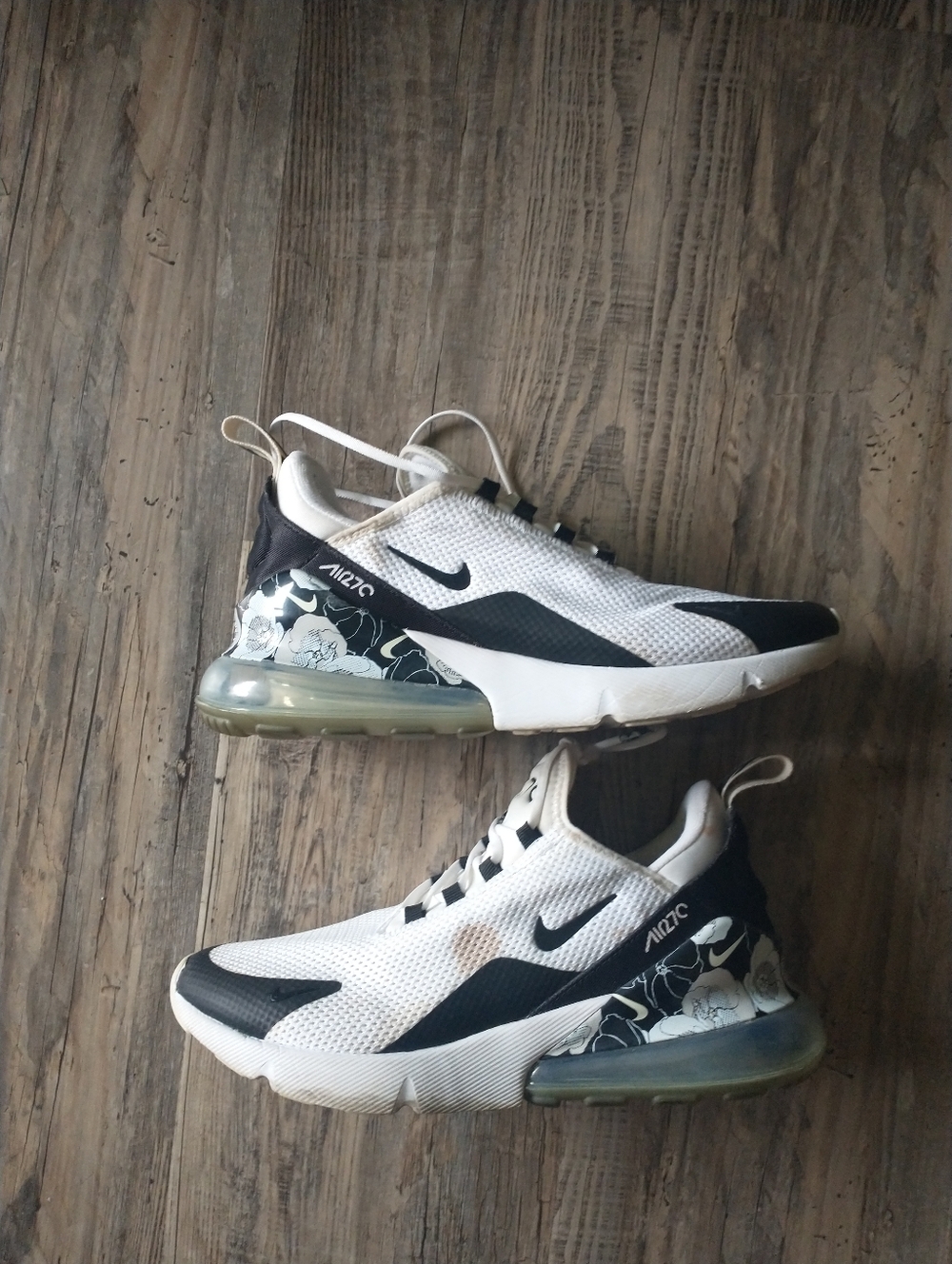 Nike Kids Air Max 270 White Black with Floral Accent